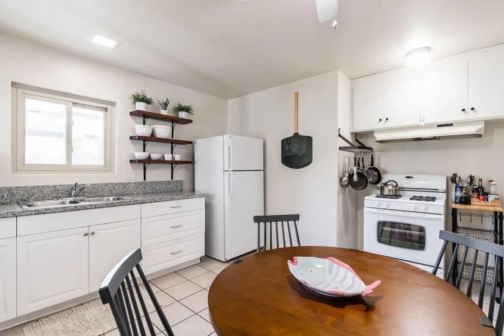 Апартаменти Casa Italia -2Br- Free Driveway Parking For 2 Cars Сан-Дієго Екстер'єр фото